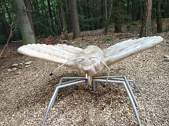 Schmetterling - eine Holzfigur zum bespielen